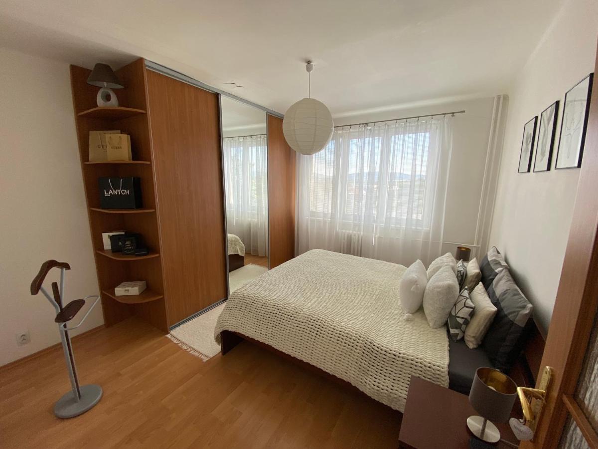 Apartman Lienka Free Parking City Centre Trenčín المظهر الخارجي الصورة