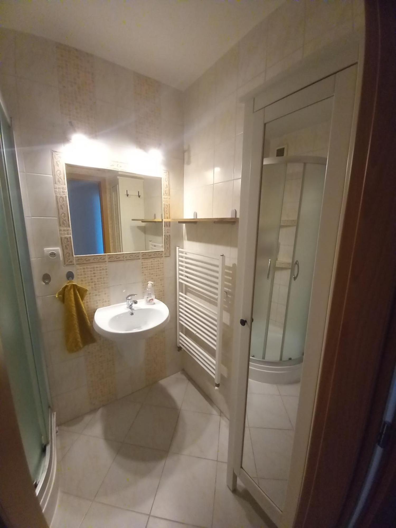 Apartman Lienka Free Parking City Centre Trenčín المظهر الخارجي الصورة